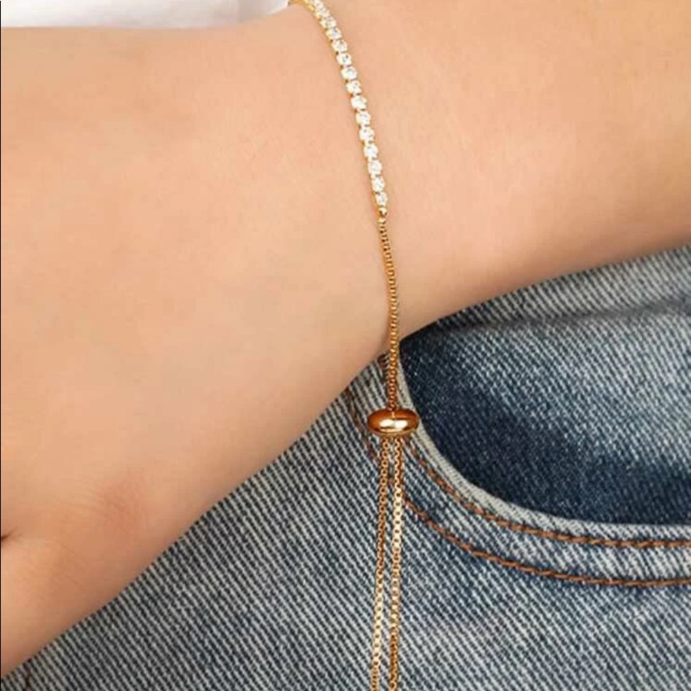 Rhinestone Detail Adjustable Bracelet gold 1pc